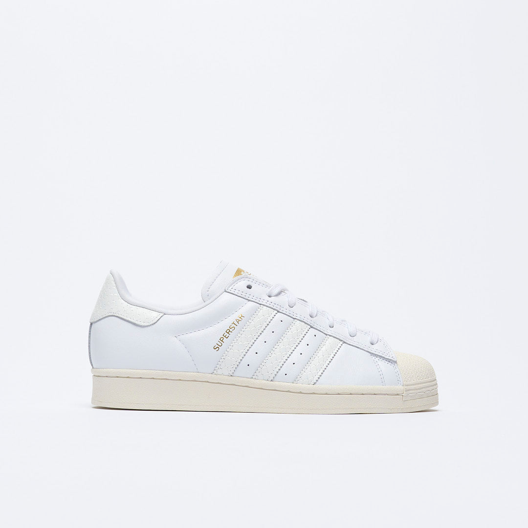 ADIDAS Skate - Superstar ADV (Cloud White/Gold Metallic)