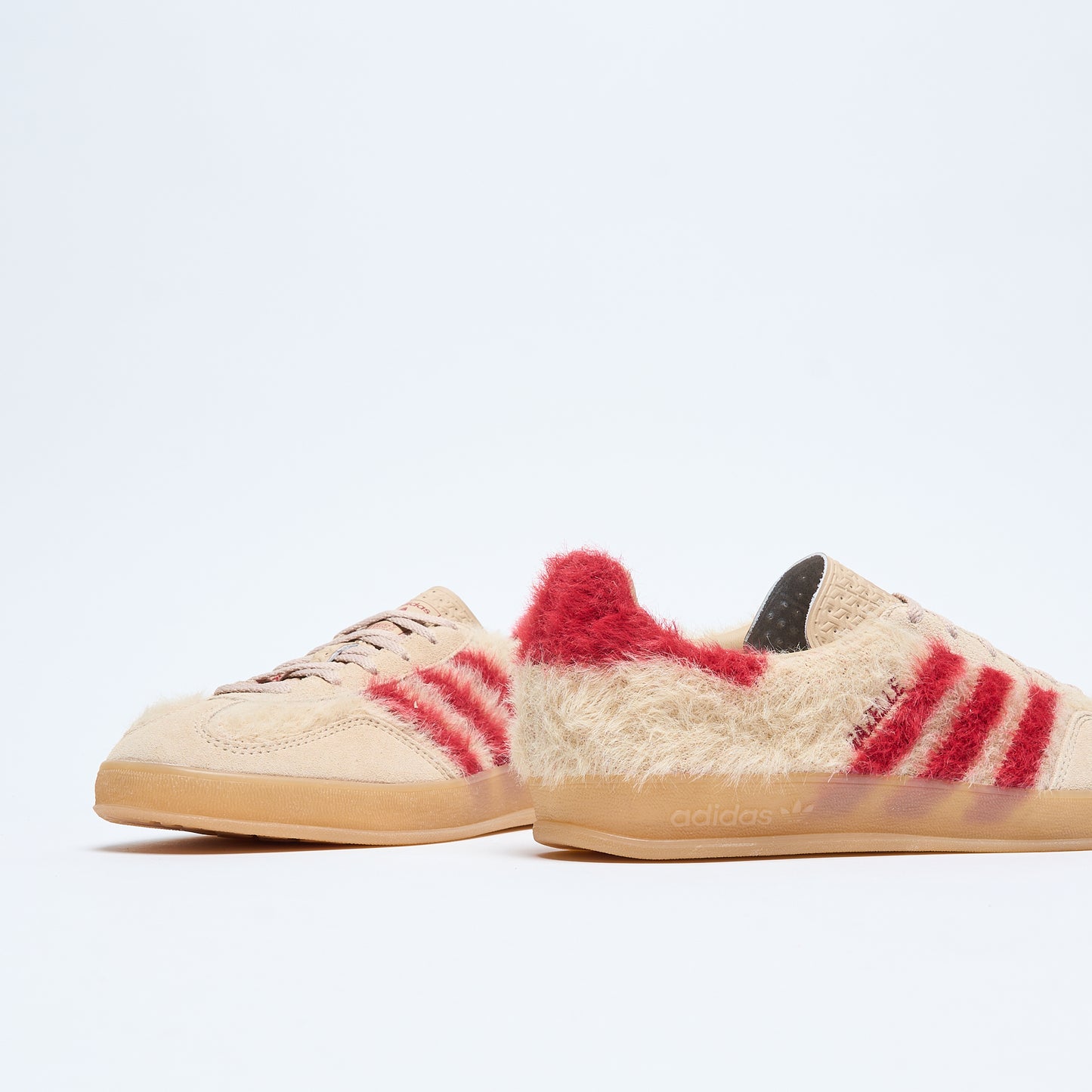 Adidas Originals - Gazelle Indoor (Magic Beige/Team Victory Red/Gum)