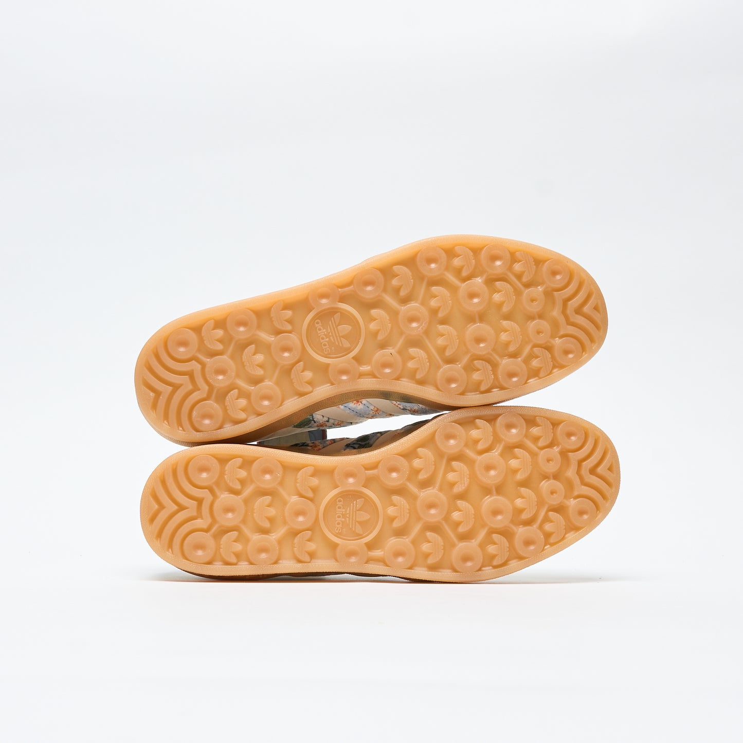 Liberty London x ADIDAS Originals - Gazelle Indoor W (Crew White/Gold Metallic/Tactile Blue)