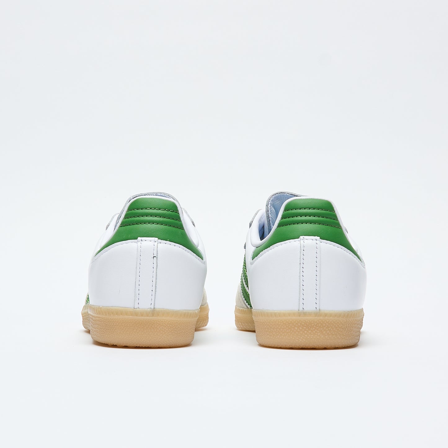 ADIDAS Skateboarding - Samba ADV (Cloud White/Crew Green/Gum)
