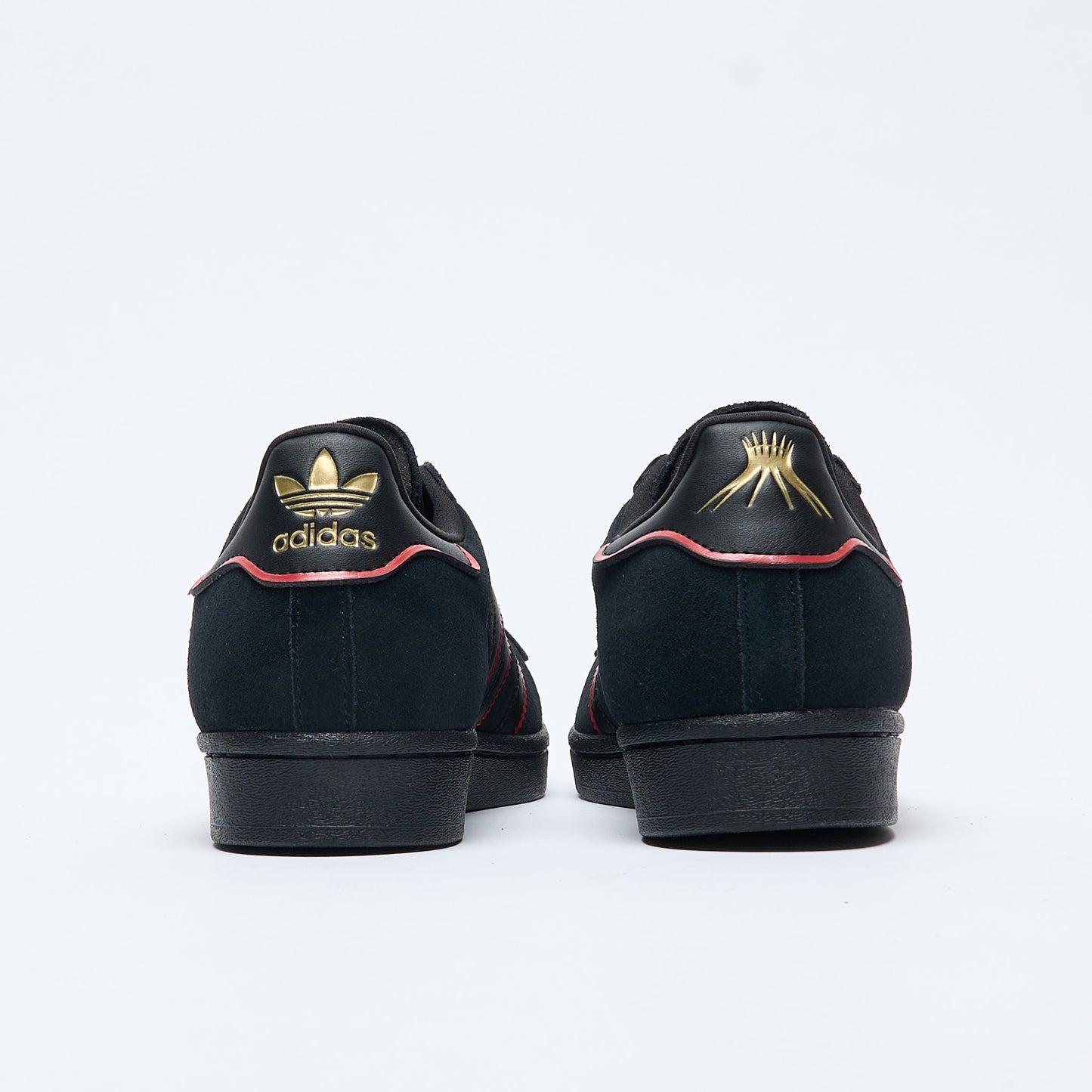 ADIDAS Skate - Superstar ADV "Felipe" (Core Black/Better Scarlet/Gold Metallic)