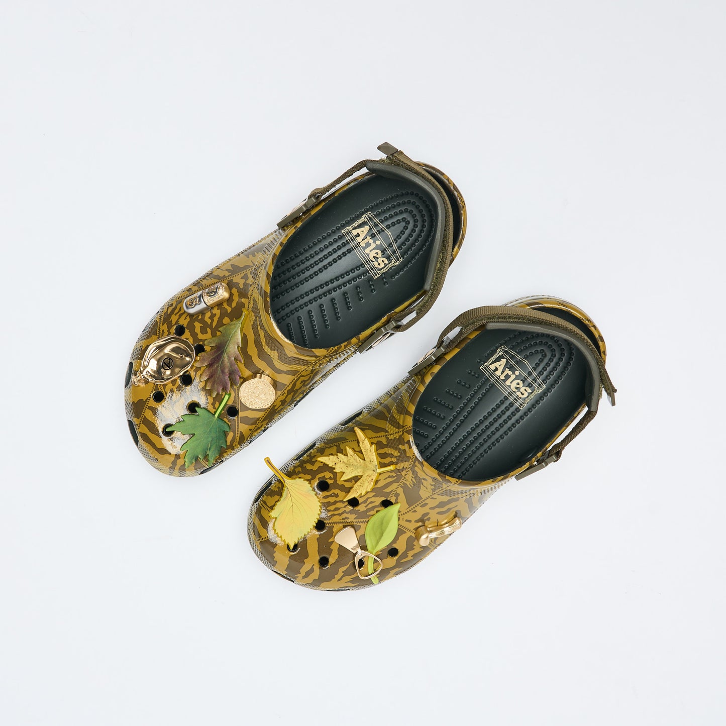 Aries Arise x Crocs - Classic Clog (Dark Arlgae)
