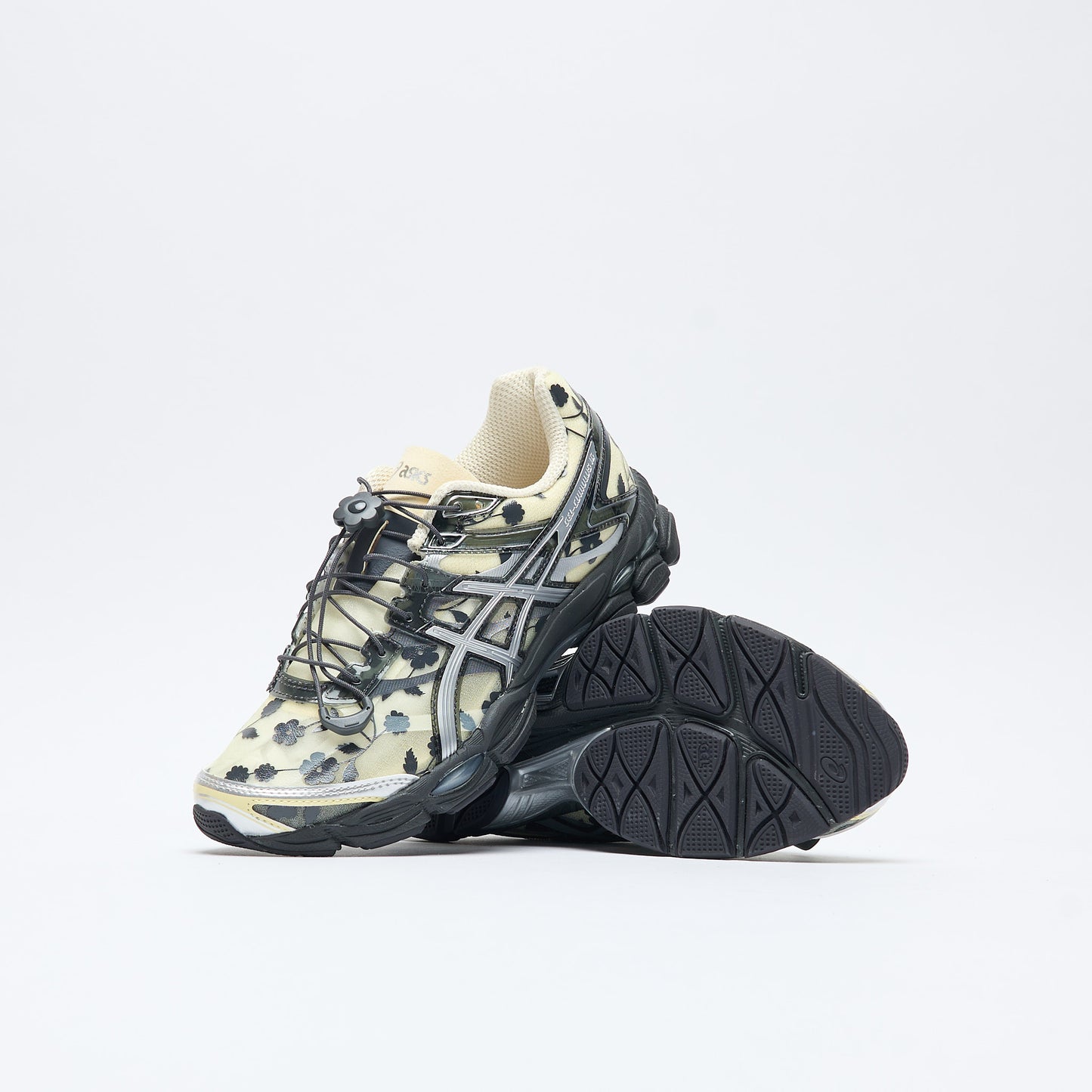 Asics Sportstyle - Gel-Cumulus 16 SSCB Cecilie Bahnsen (Ivory/Black)