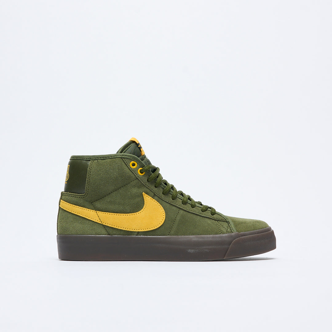 Anti -hero skateboards x nike sb zoom blazer mid (rough green/amillo)