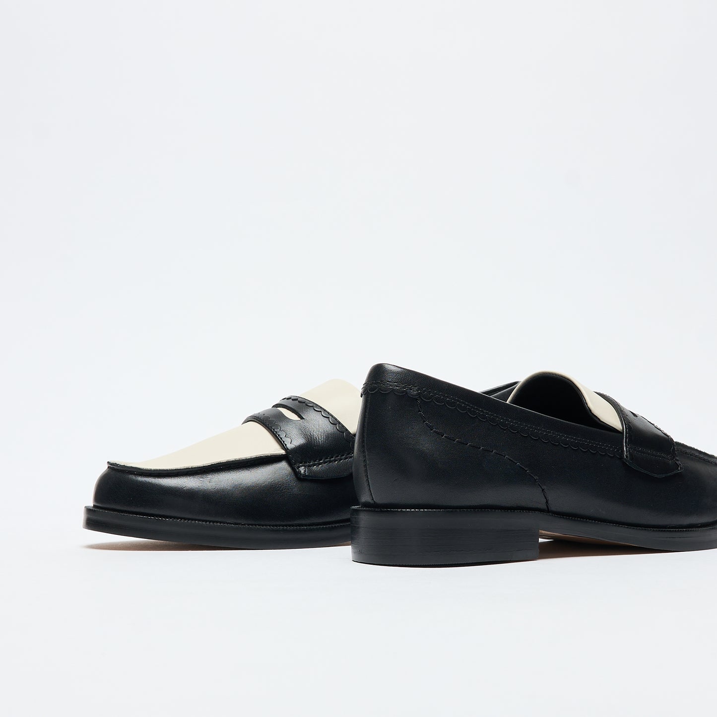 Clarks Signature - Straven Edge Leather Women (Black Combi)