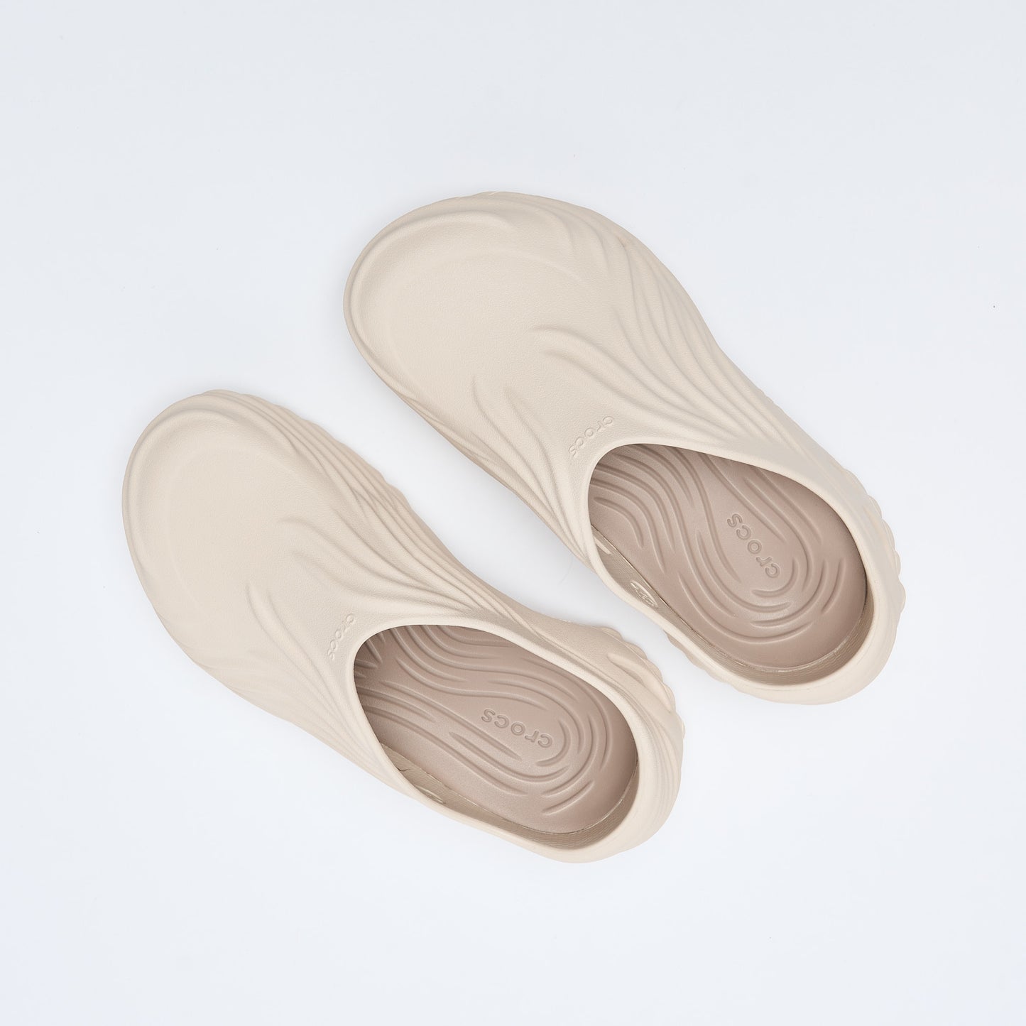 Sabots - Crocs - Echo Wave (Almond Tint)