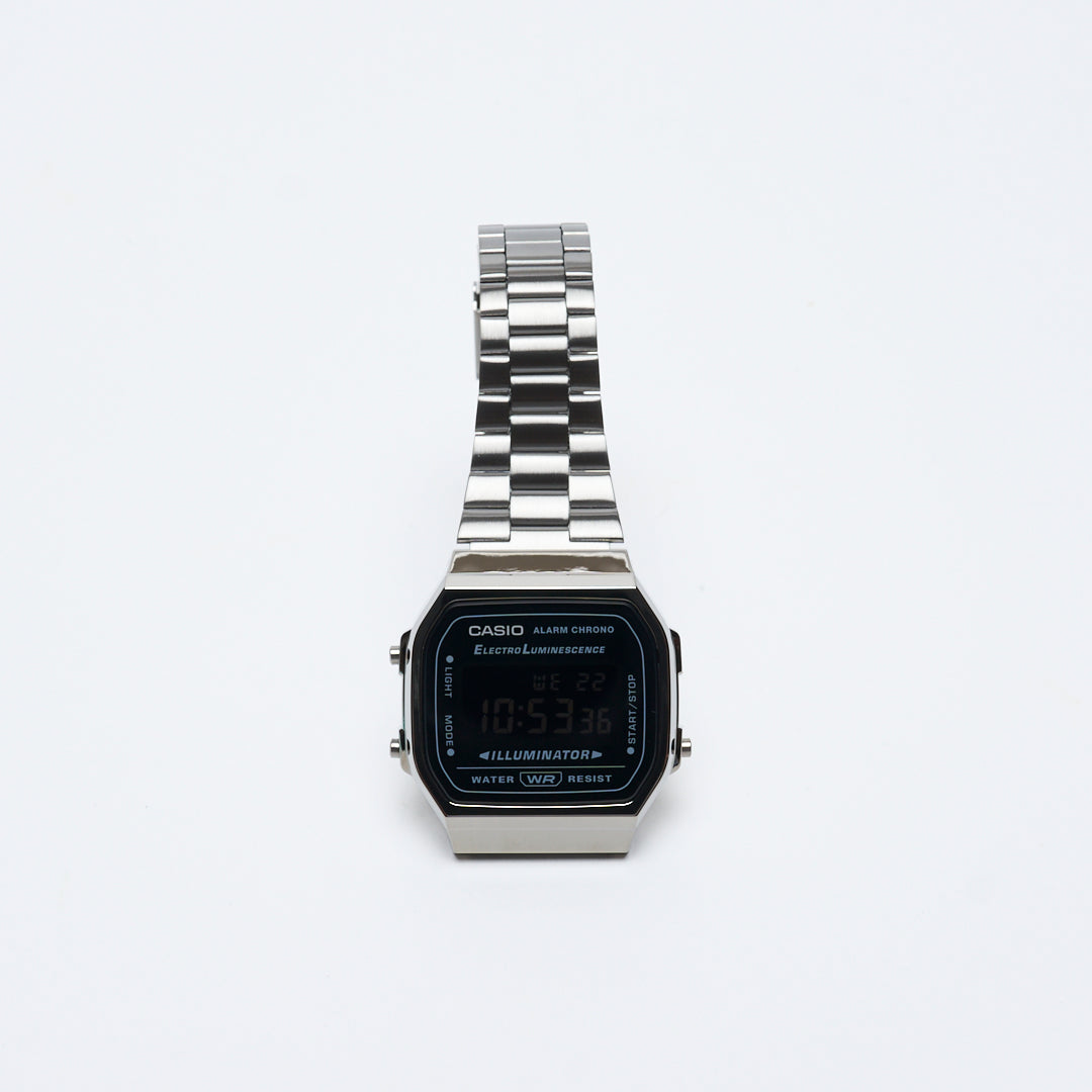 Casio - Vintage Unisex Digital Watch (Silver/Black)