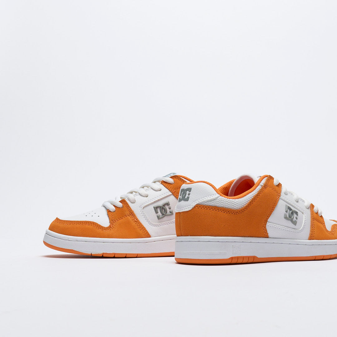 Chaussures de skate - DC Shoes - Manteca 4s (Orange/White)