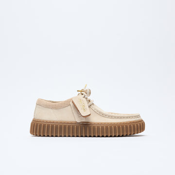Clarks - Torhill Low Suede (Ecru) "Somerset pack"