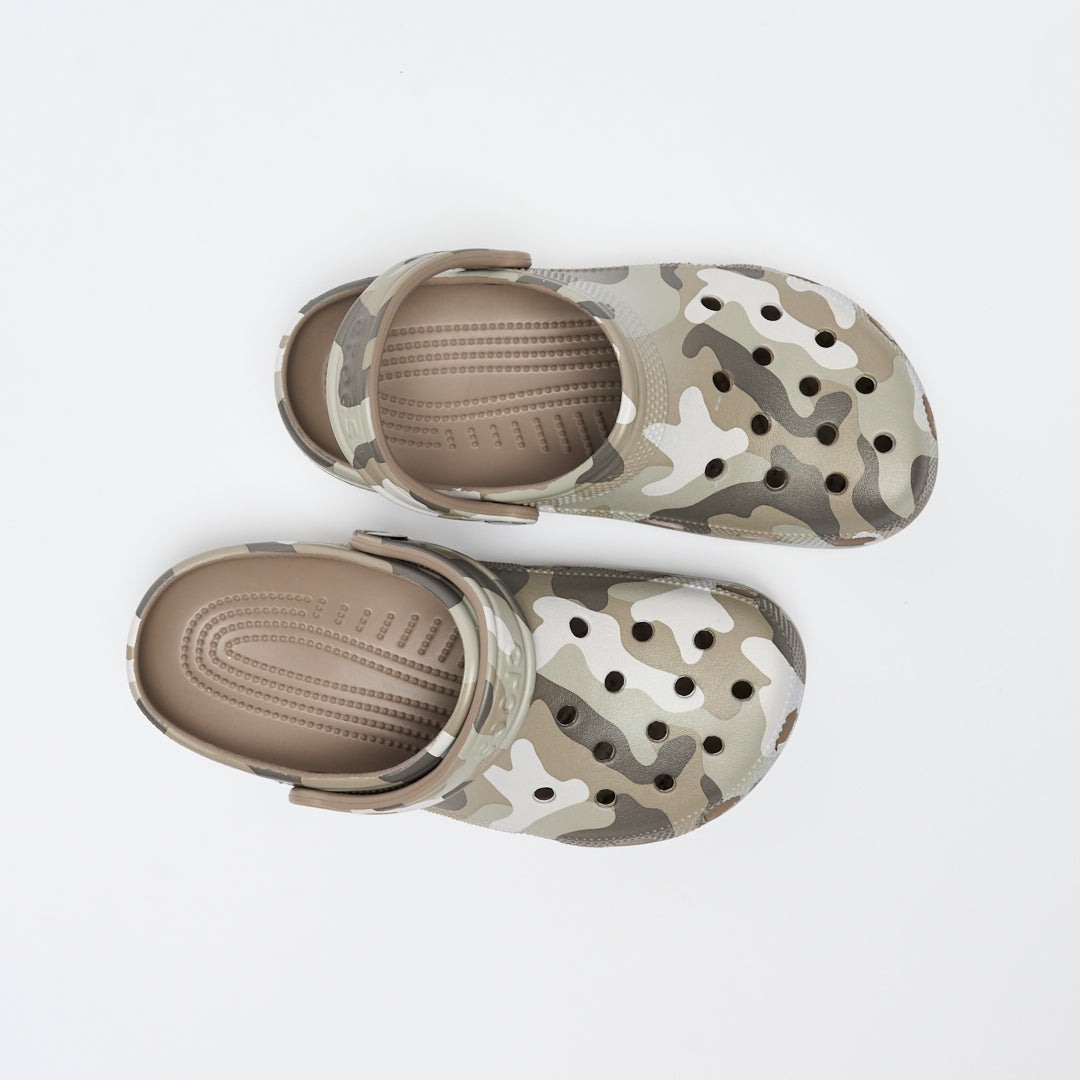 Crocs - Classic Printed Camo Clog (Mushrooms/Multi)