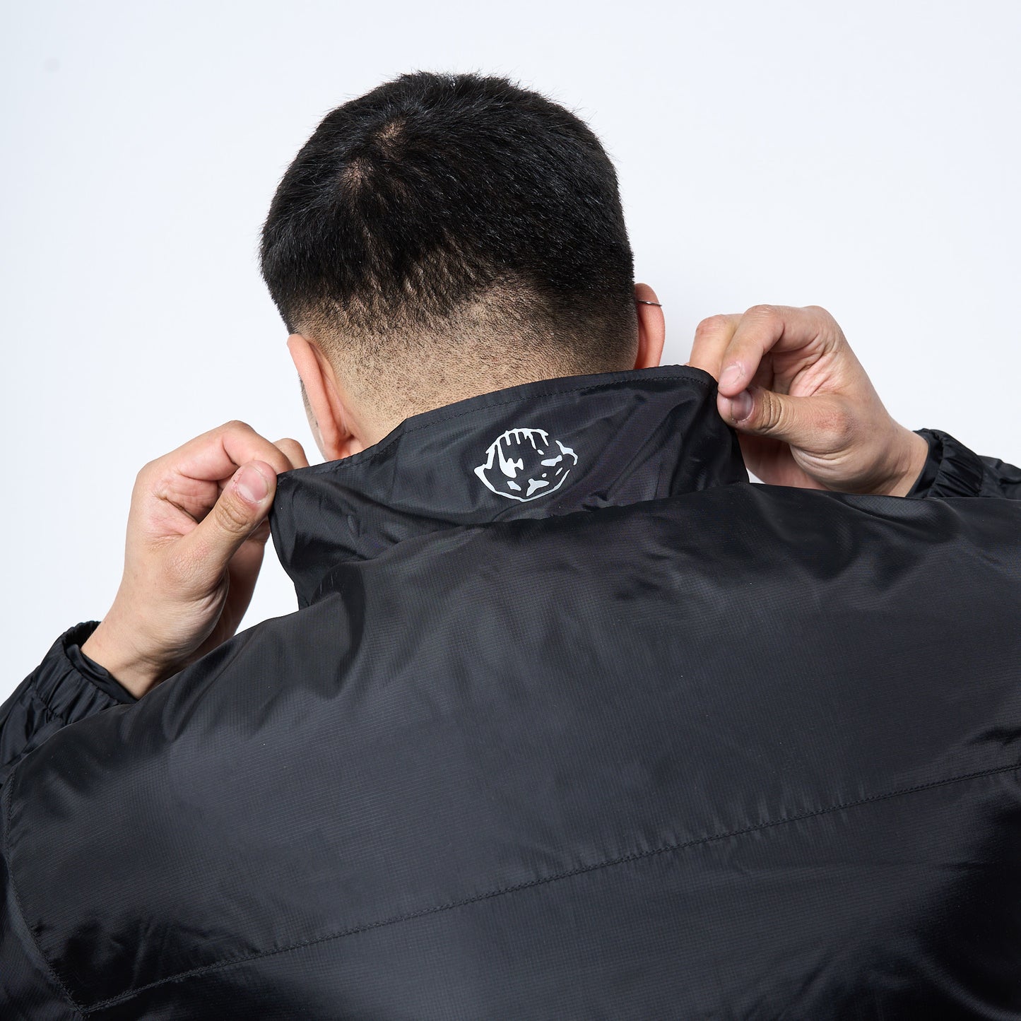 Dancer - D12 Leaf Nylon Jacket (Black)