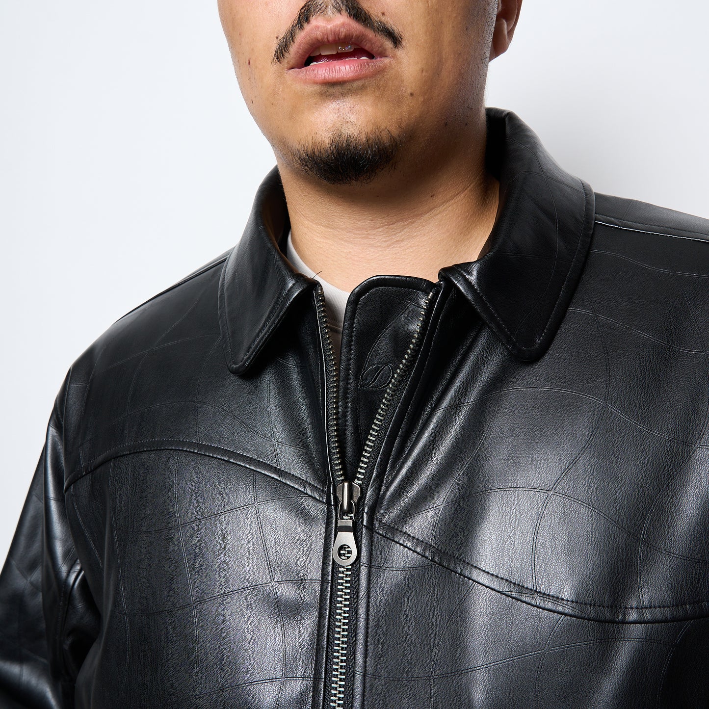 Dime MTL - Debossed Wavy Jacket (Black)