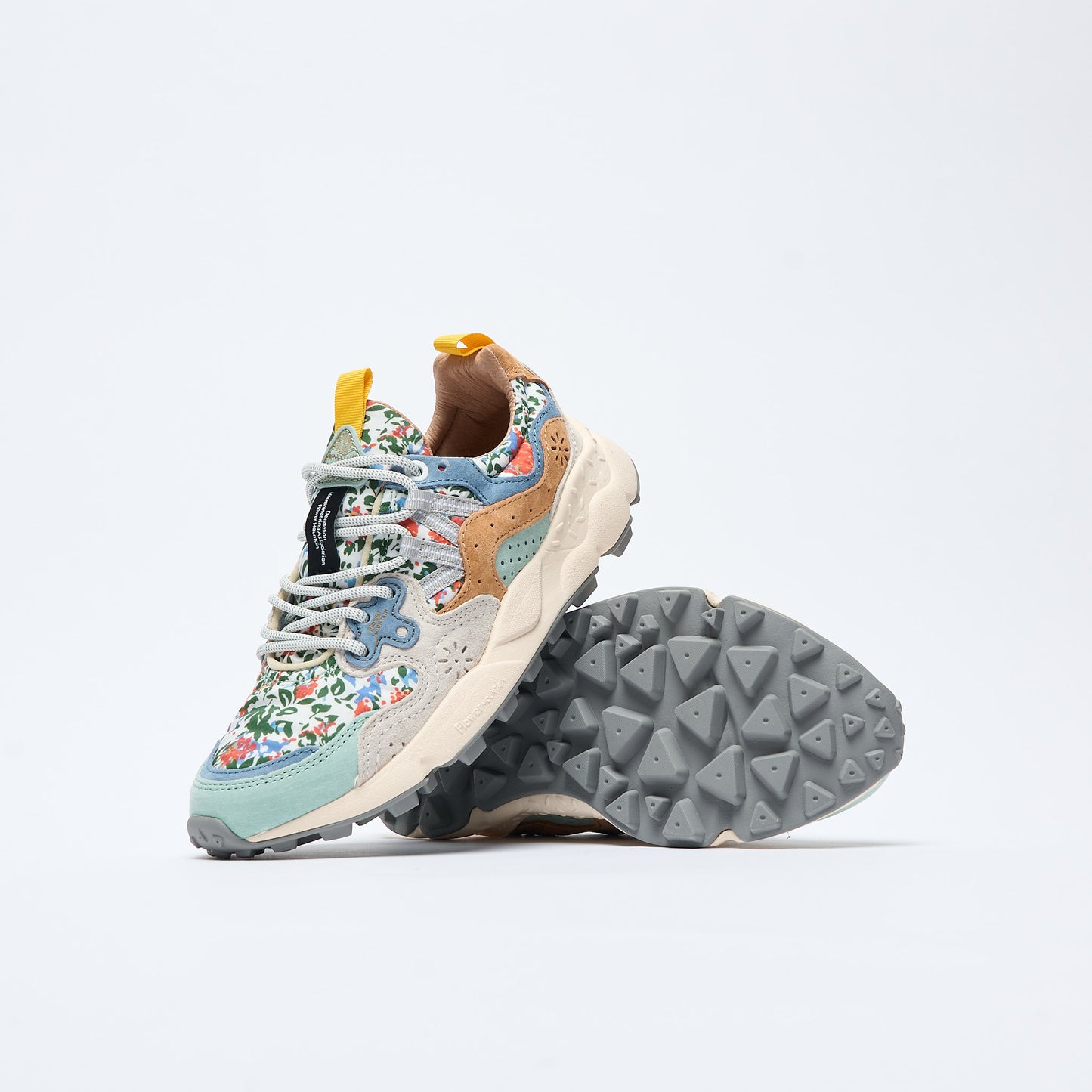Flower Mountain - Yamano 3 Women Suede/Print Cotton Flower (Grey/Milk)