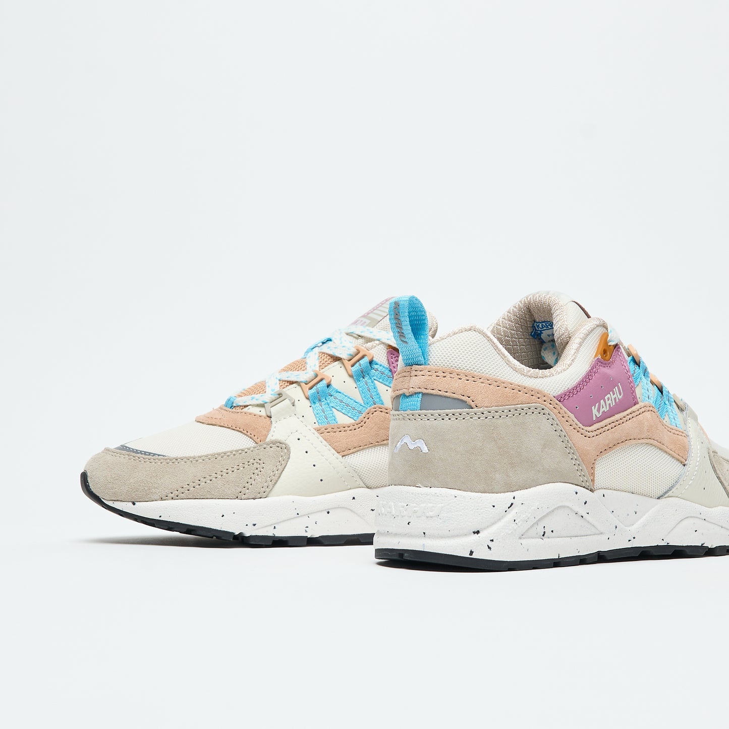 Karhu - Fusion 2.0 (Silver Lining / Milky Blue)
