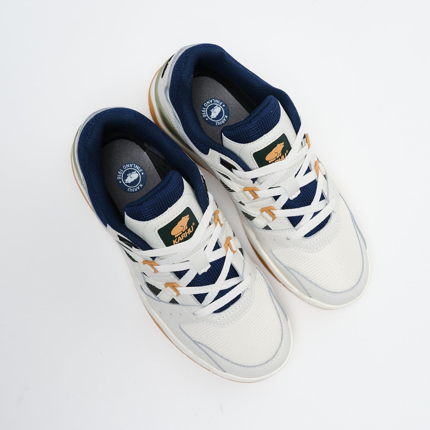 Karhu - Fusion XT (Blanc De Blanc/Blue Opal)