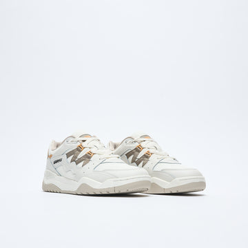 Karhu - Fusion XT (Blanc de Blanc/Vintage Khaki)