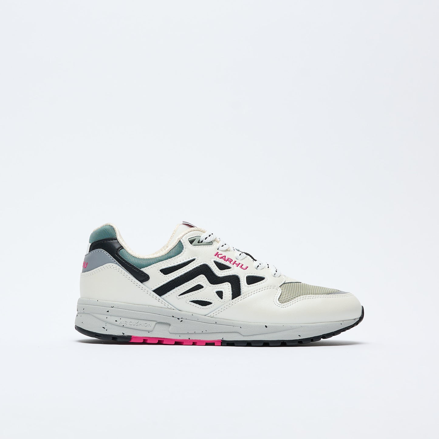 Karhu - Legacy 96 (Bright White / Jet Black)