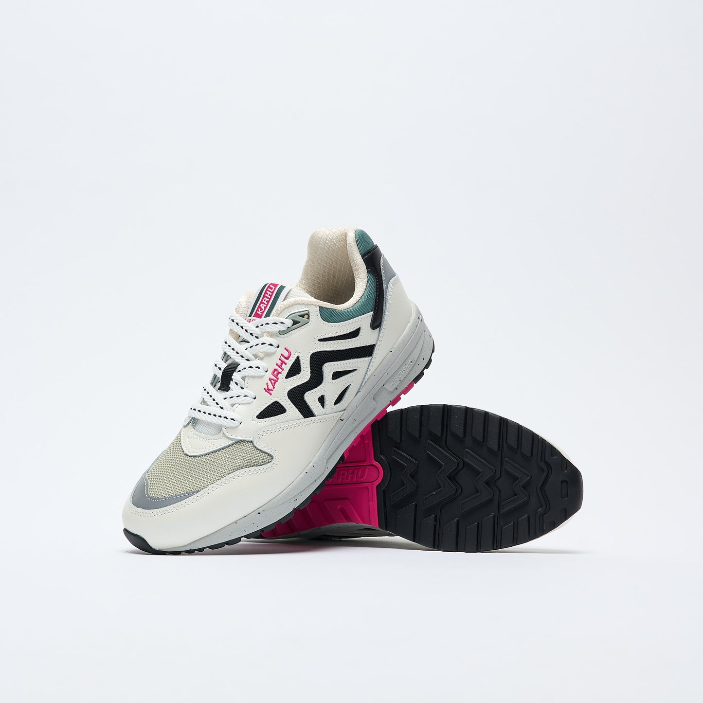 Karhu - Legacy 96 (Bright White / Jet Black)