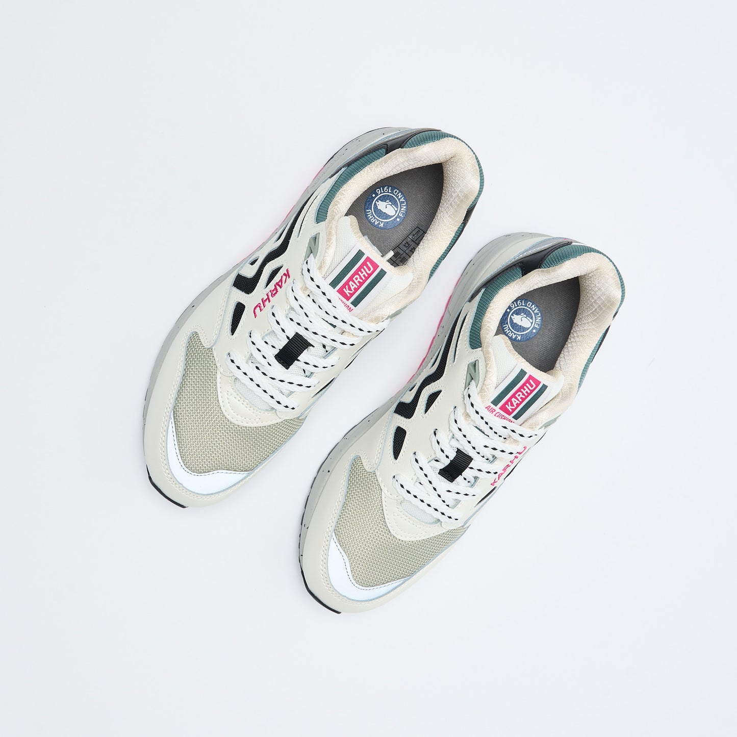 Karhu - Legacy 96 (Bright White / Jet Black)