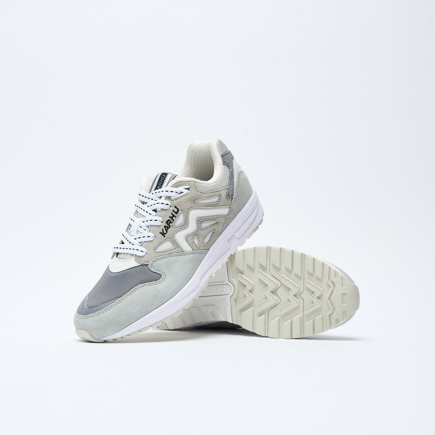 Karhu - Legacy 96 (Dawn Blue/Bright White)