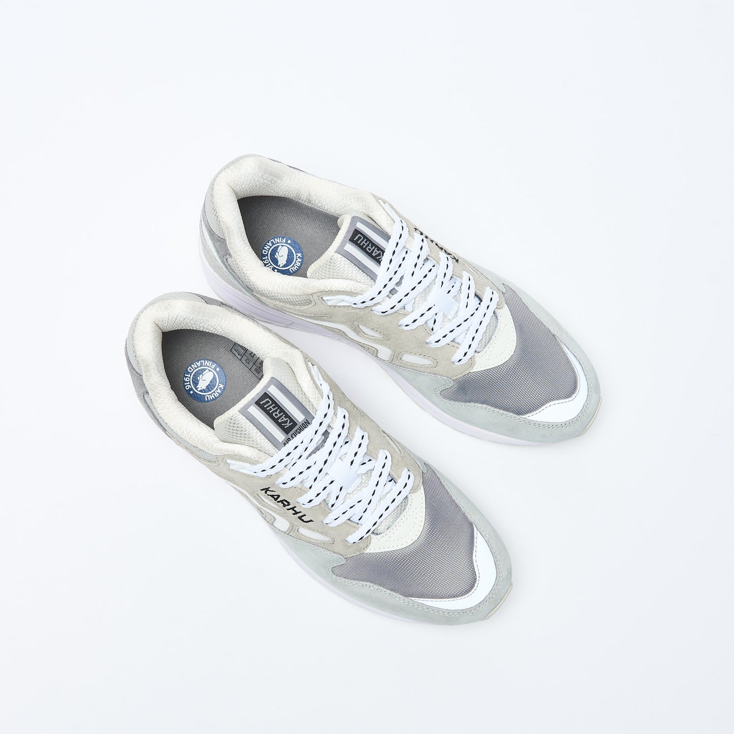 Karhu - Legacy 96 (Dawn Blue/Bright White)