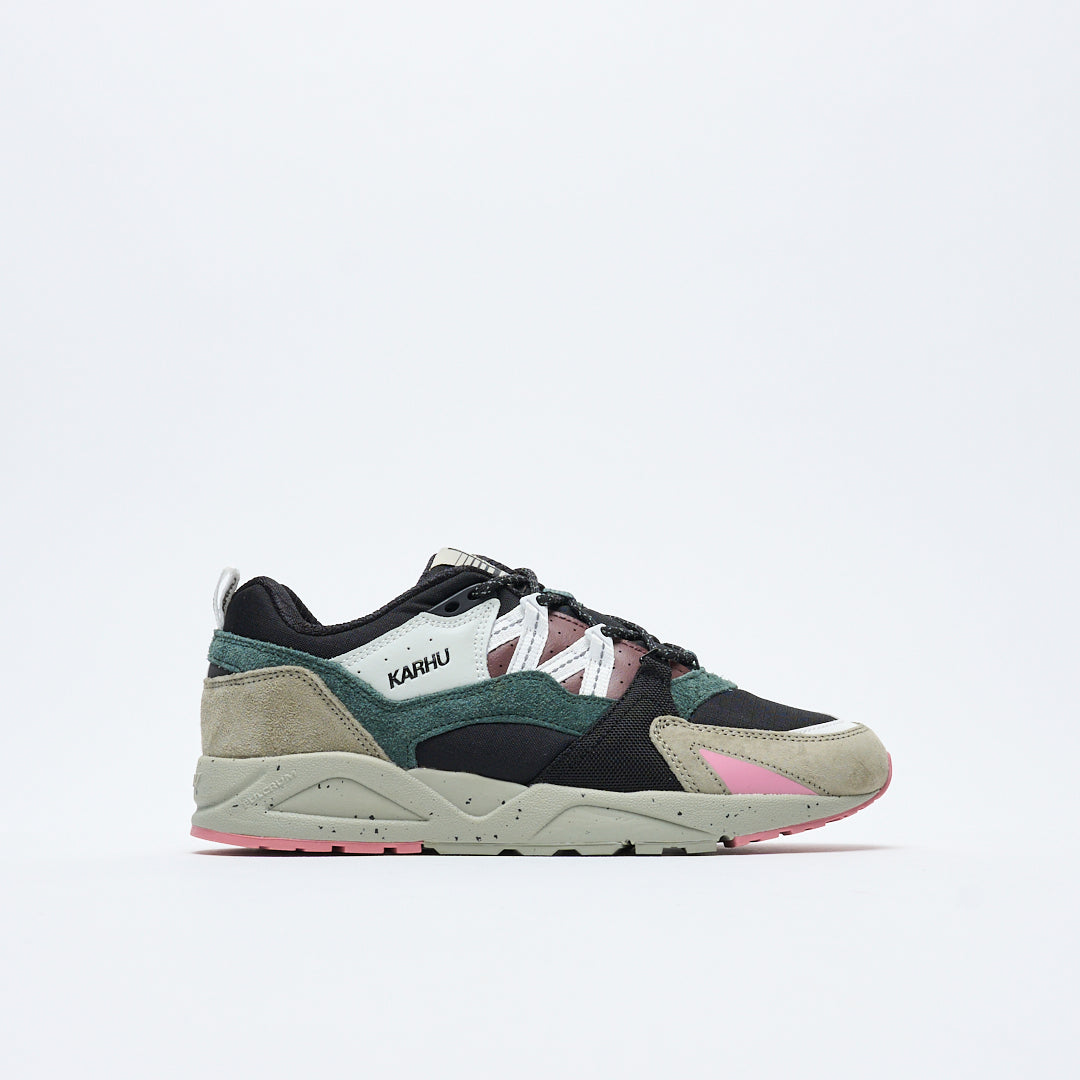 Karhu - Fusion 2.0 "Mystic Forest" (Abbey Stone/Bright White)