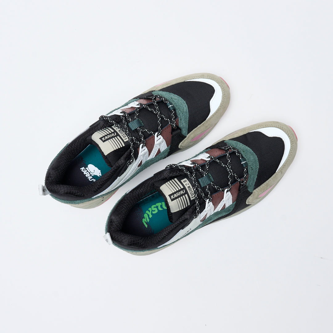 Karhu - Fusion 2.0 "Mystic Forest" (Abbey Stone/Bright White)