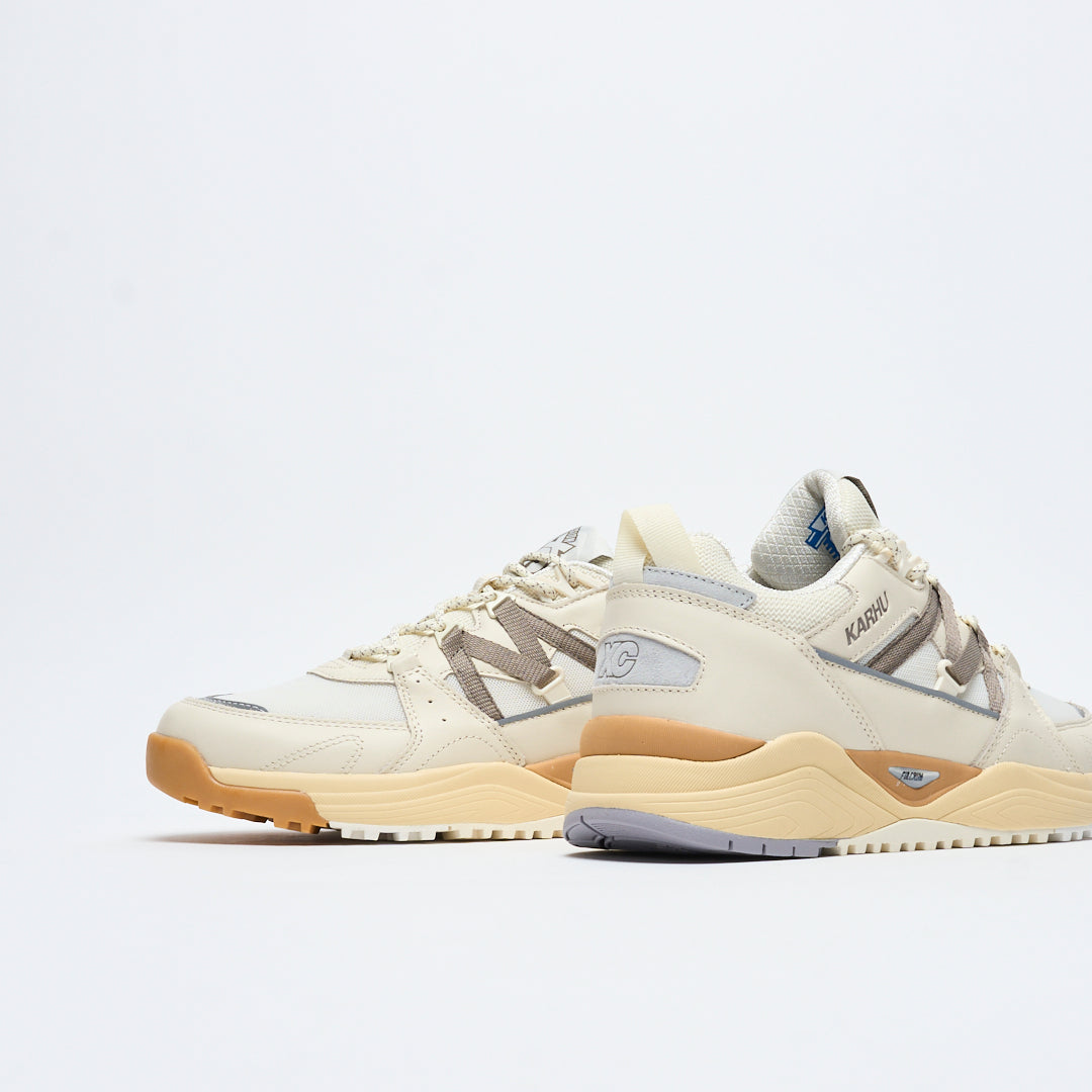 Karhu - Fusion XC (Solitary Star/ Brindle)