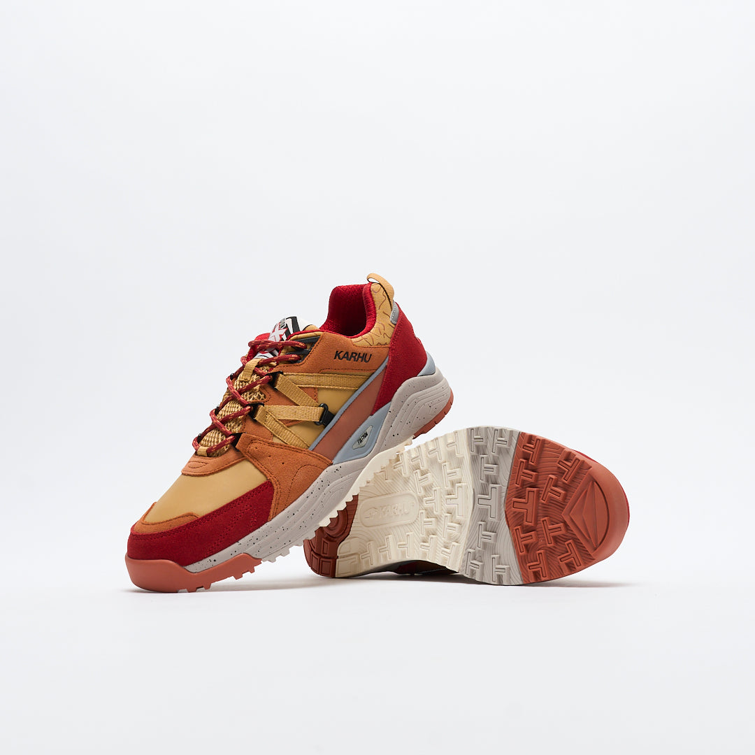 Karhu - Fusion XC "Mount Saana" Waterproof (Autumn Leaf/ Taffy)