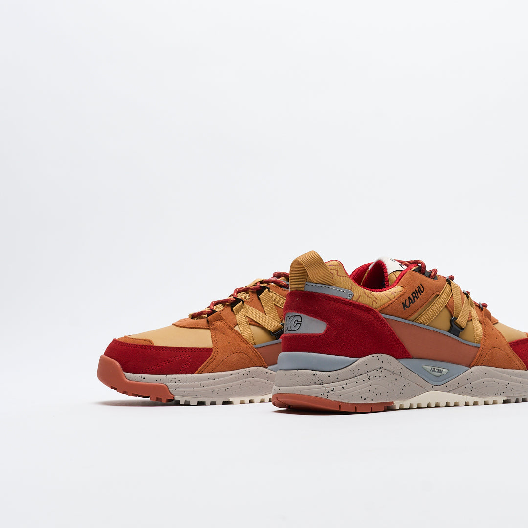 Karhu - Fusion XC "Mount Saana" Waterproof (Autumn Leaf/ Taffy)