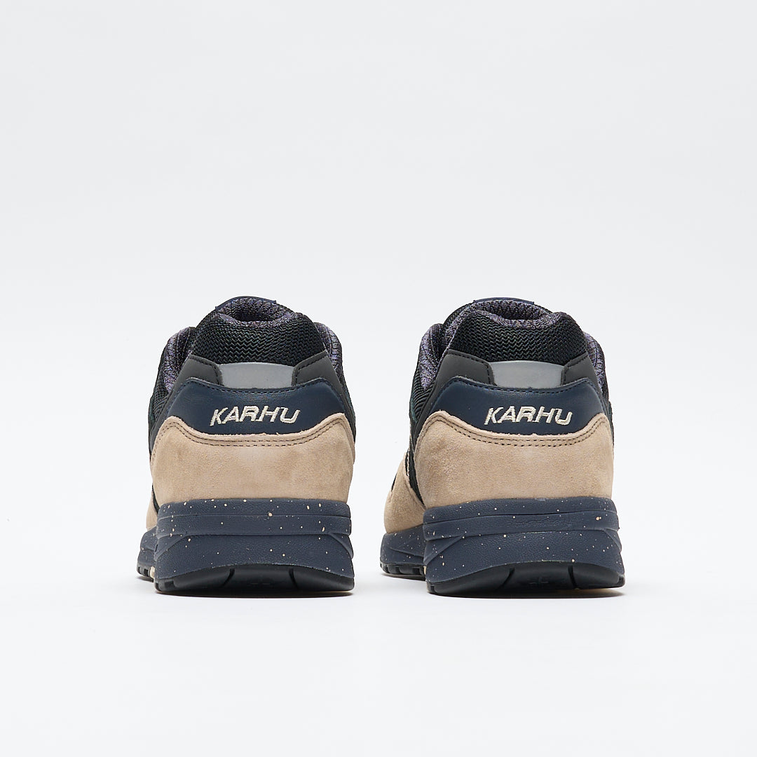 Karhu - Legacy 96 Irish (Cream/Jet Black)