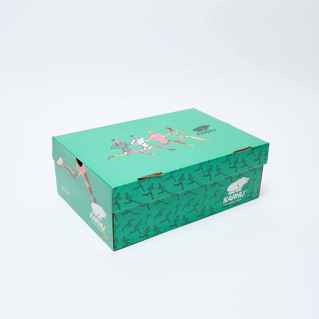 Karhu - Legacy 96 (Lily White/Island Greem)