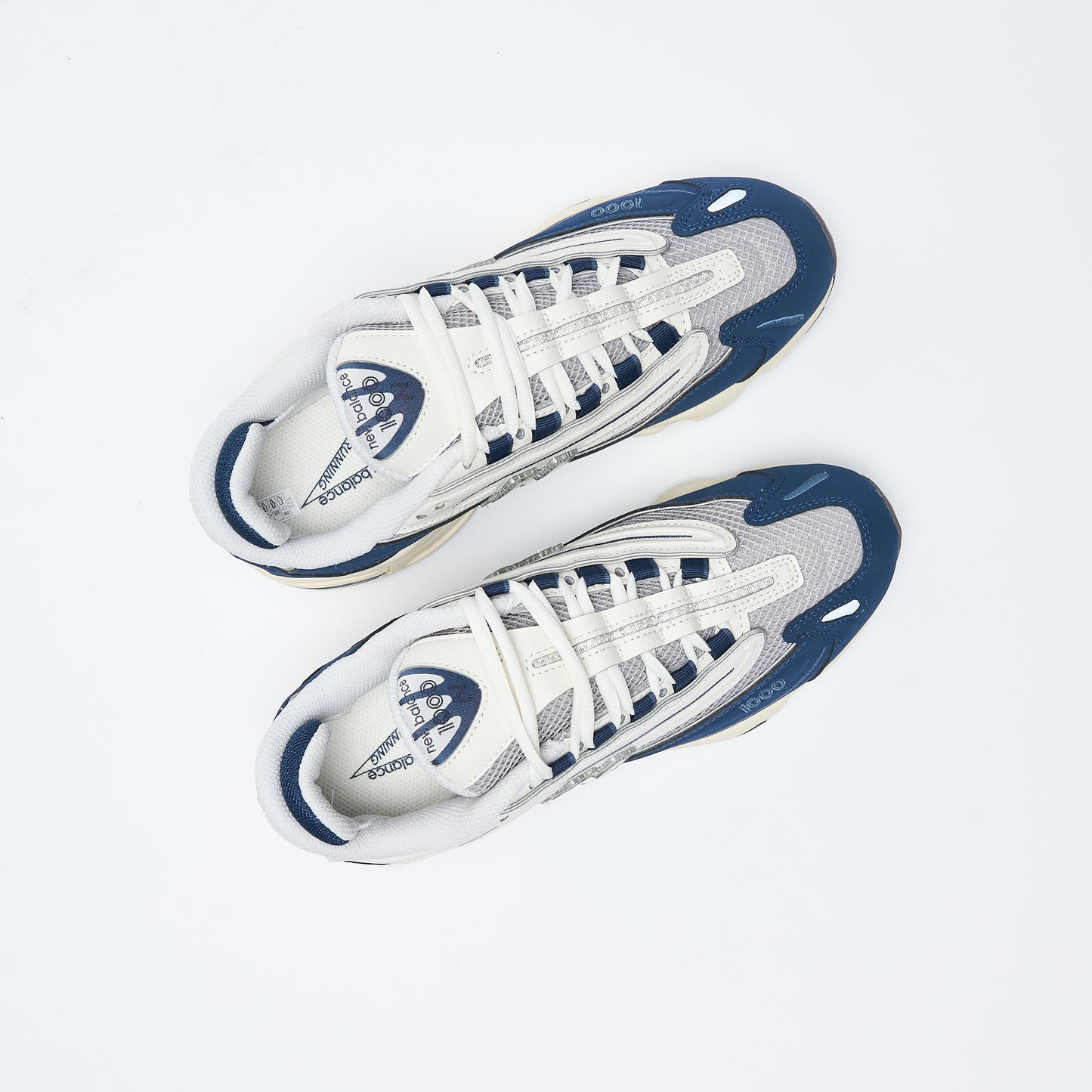 New Balance - M 1000 MEN (Navy/Sea Salt)