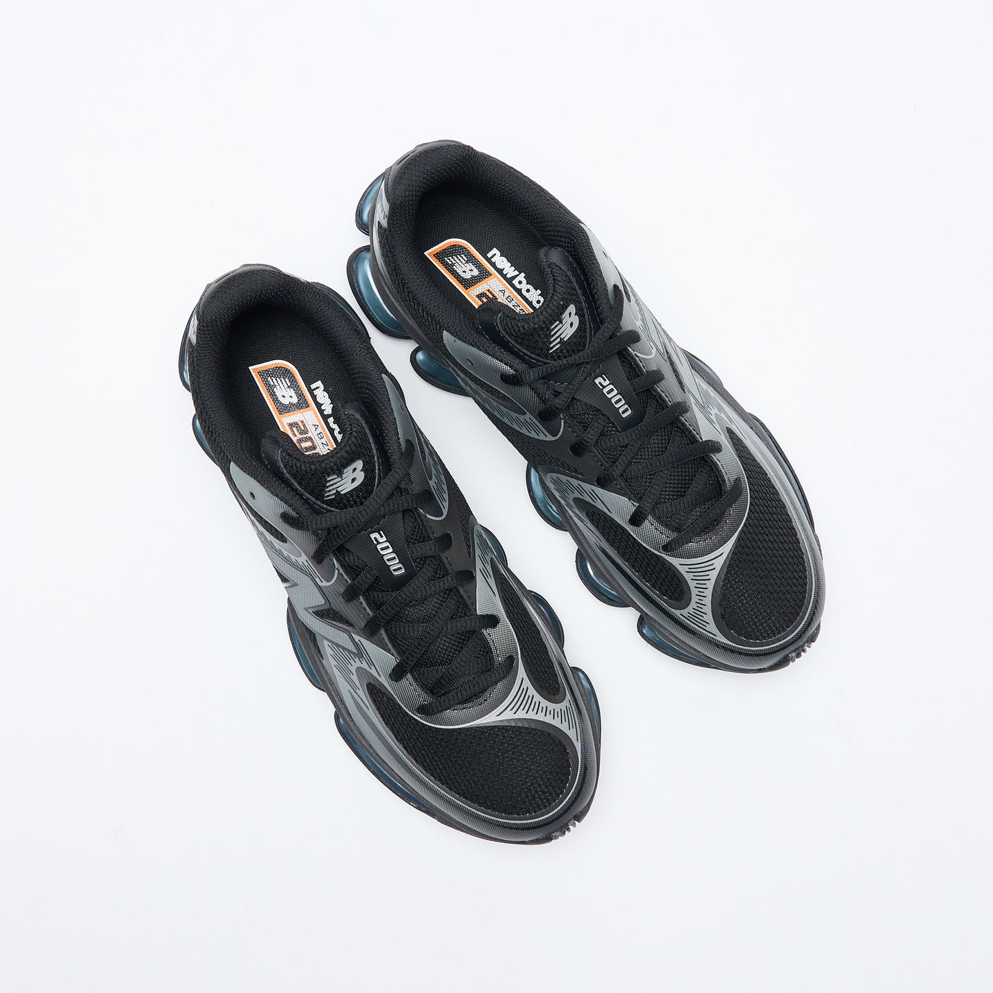 New Balance - U 2000 EA V1 (Black/Dark Silver Metallic)