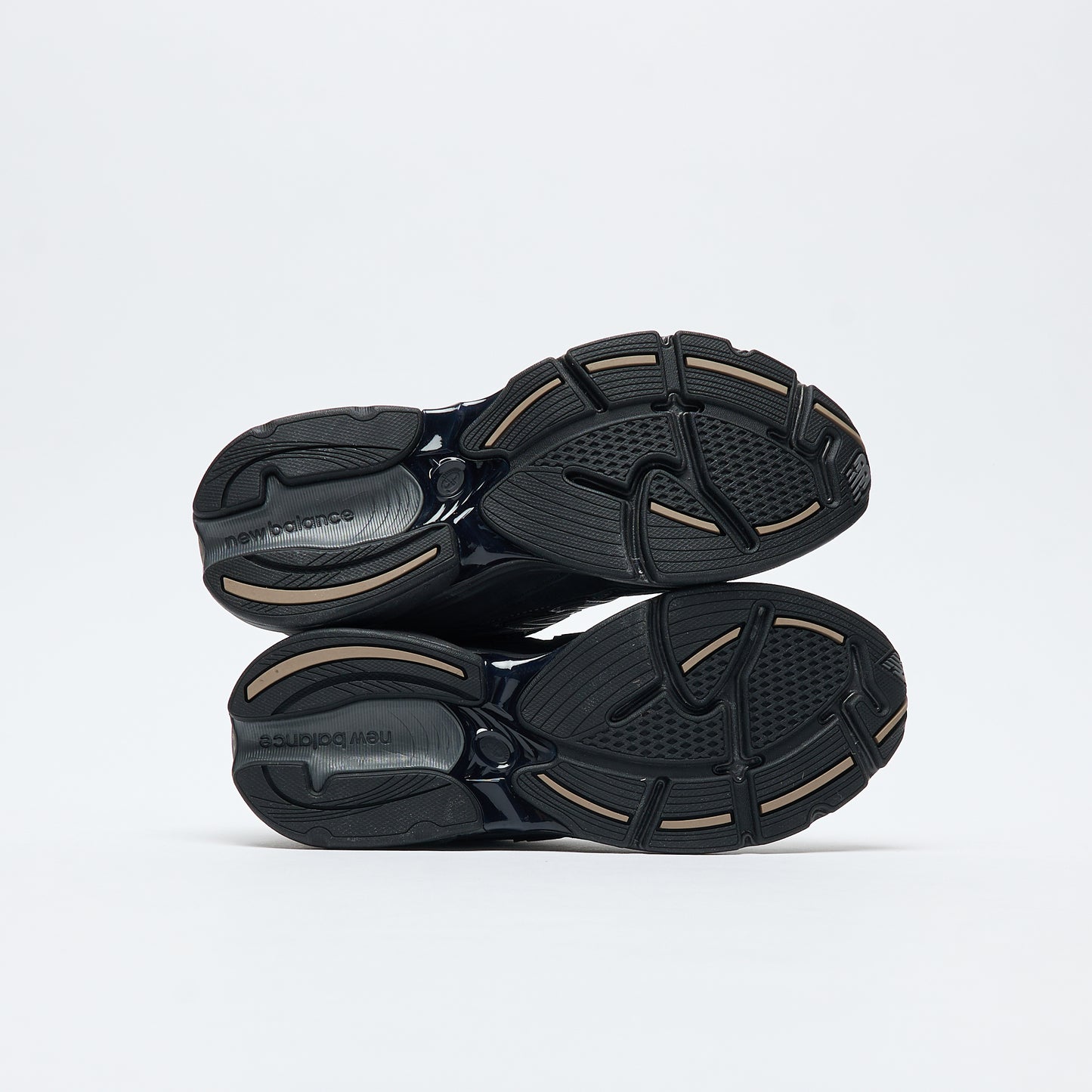 New Balance - U 2010 TTB (Black/Black/Cement)