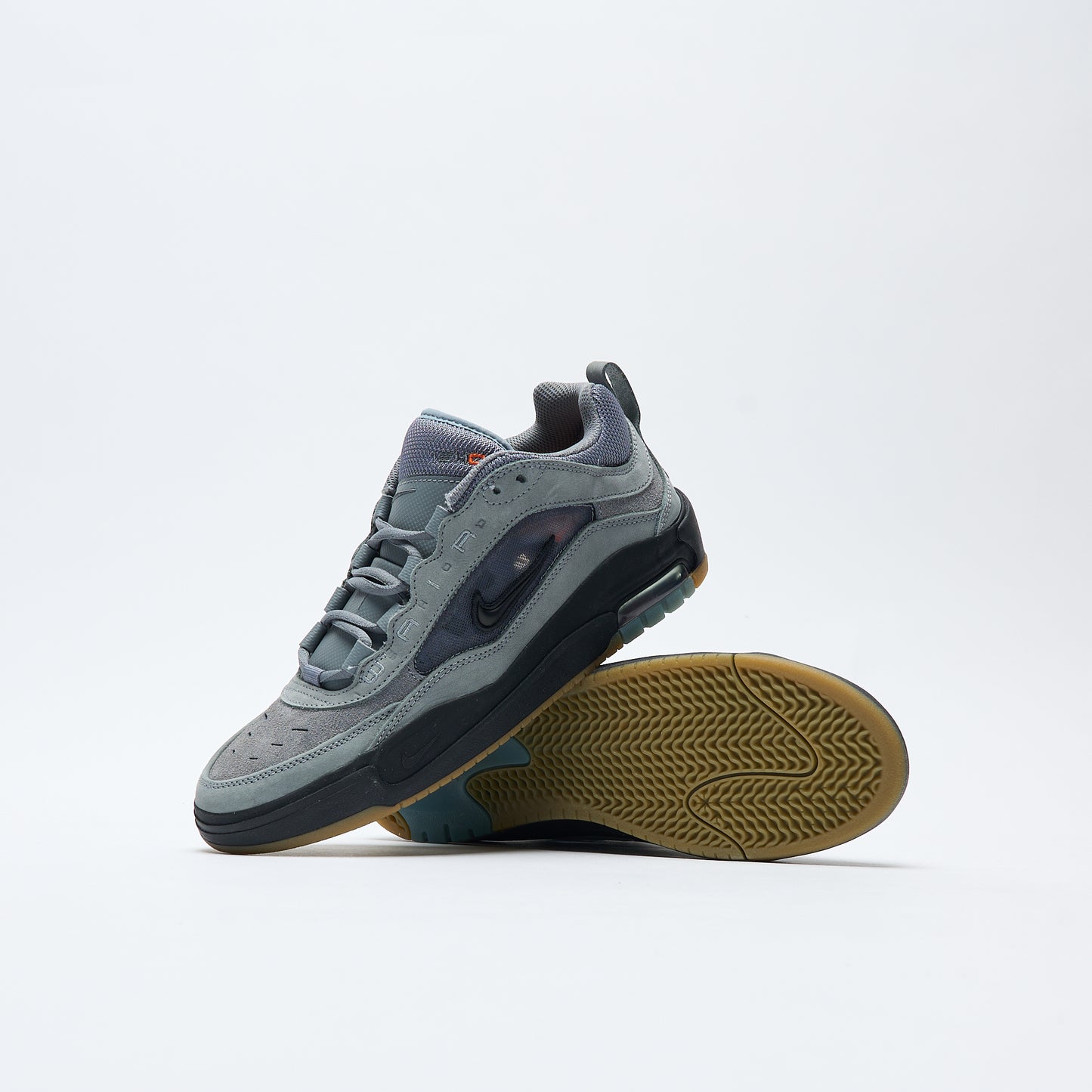 NIke SB - Air Max Ishod ISO (Cool Grey/Black-Cool Grey-Dark Grey)