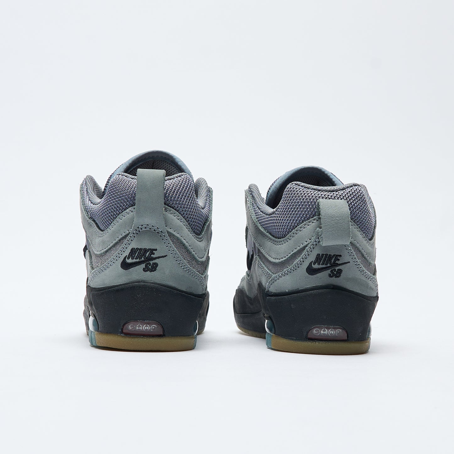 NIke SB - Air Max Ishod ISO (Cool Grey/Black-Cool Grey-Dark Grey)