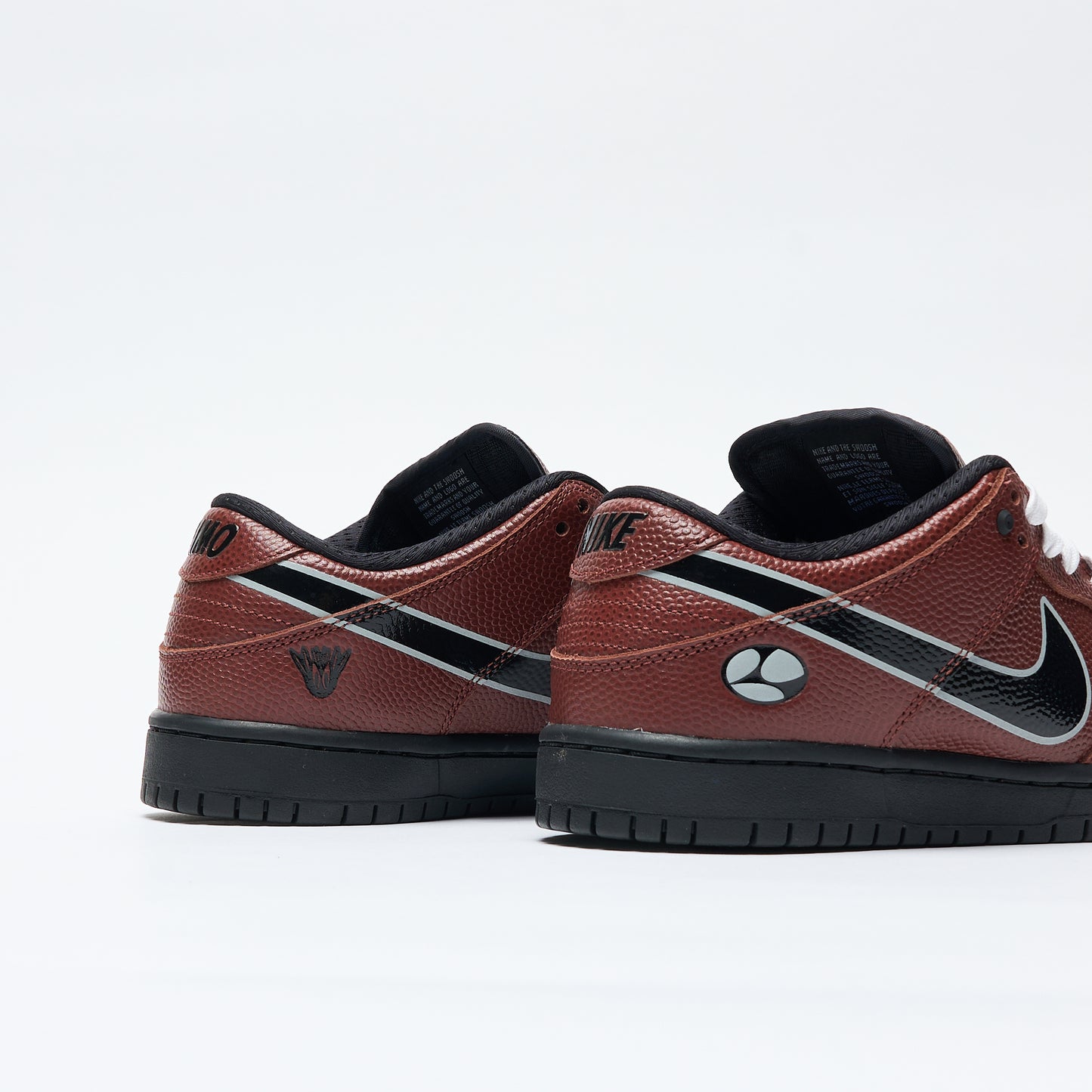 Nike SB - Dunk Low Pro "Limosine" QS (Dark Pony/Black-Silver-white)