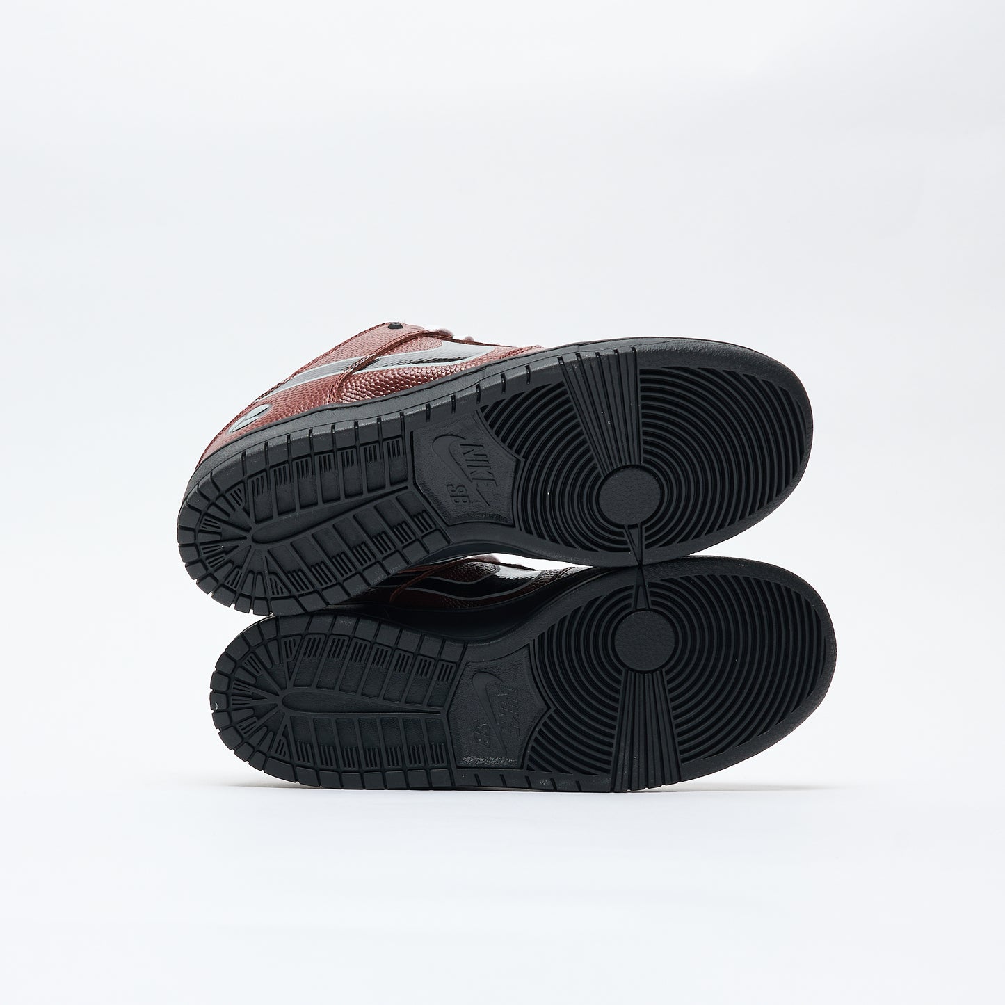 Nike SB - Dunk Low Pro "Limosine" QS (Dark Pony/Black-Silver-white)