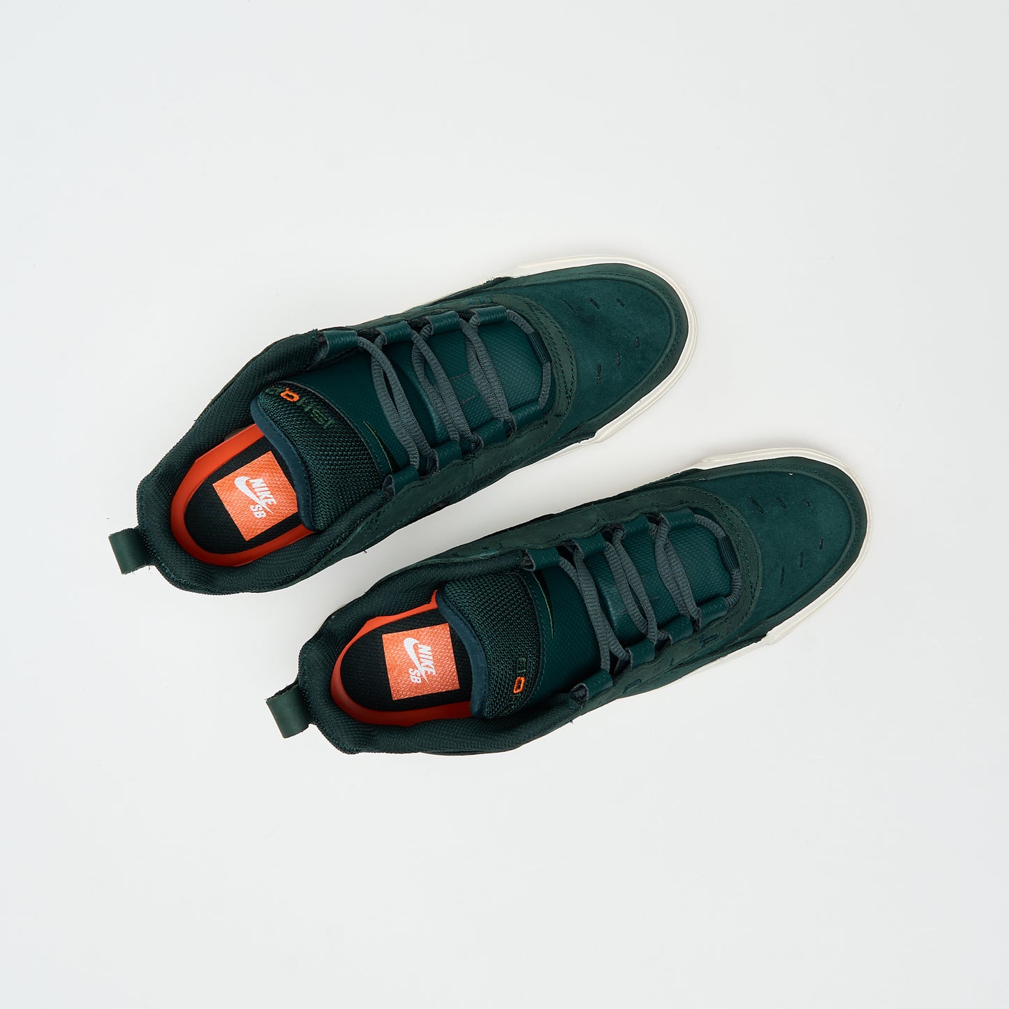 Nike SB - Air Max Ishod Premium (Deep Fir/Black Fir Sail)