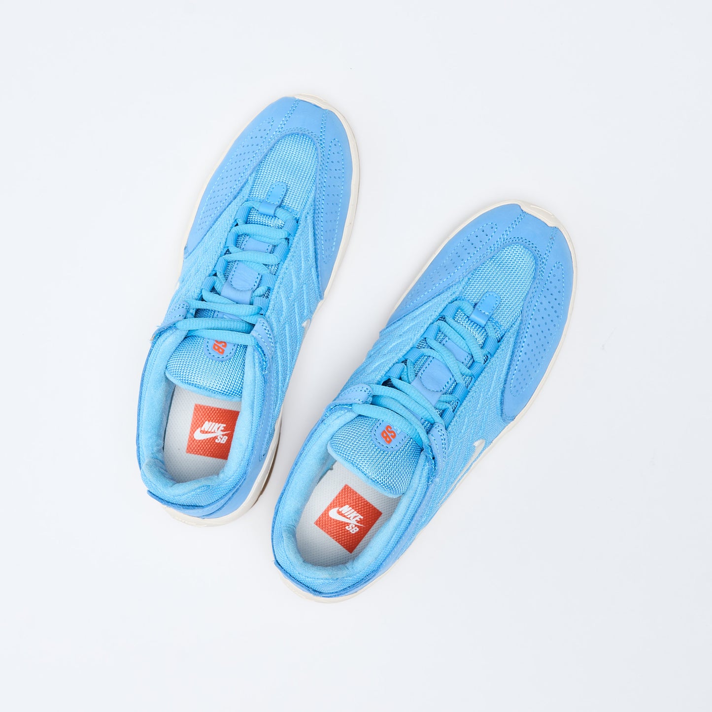 NIke SB - Vertebrae (University Blue/Sail)