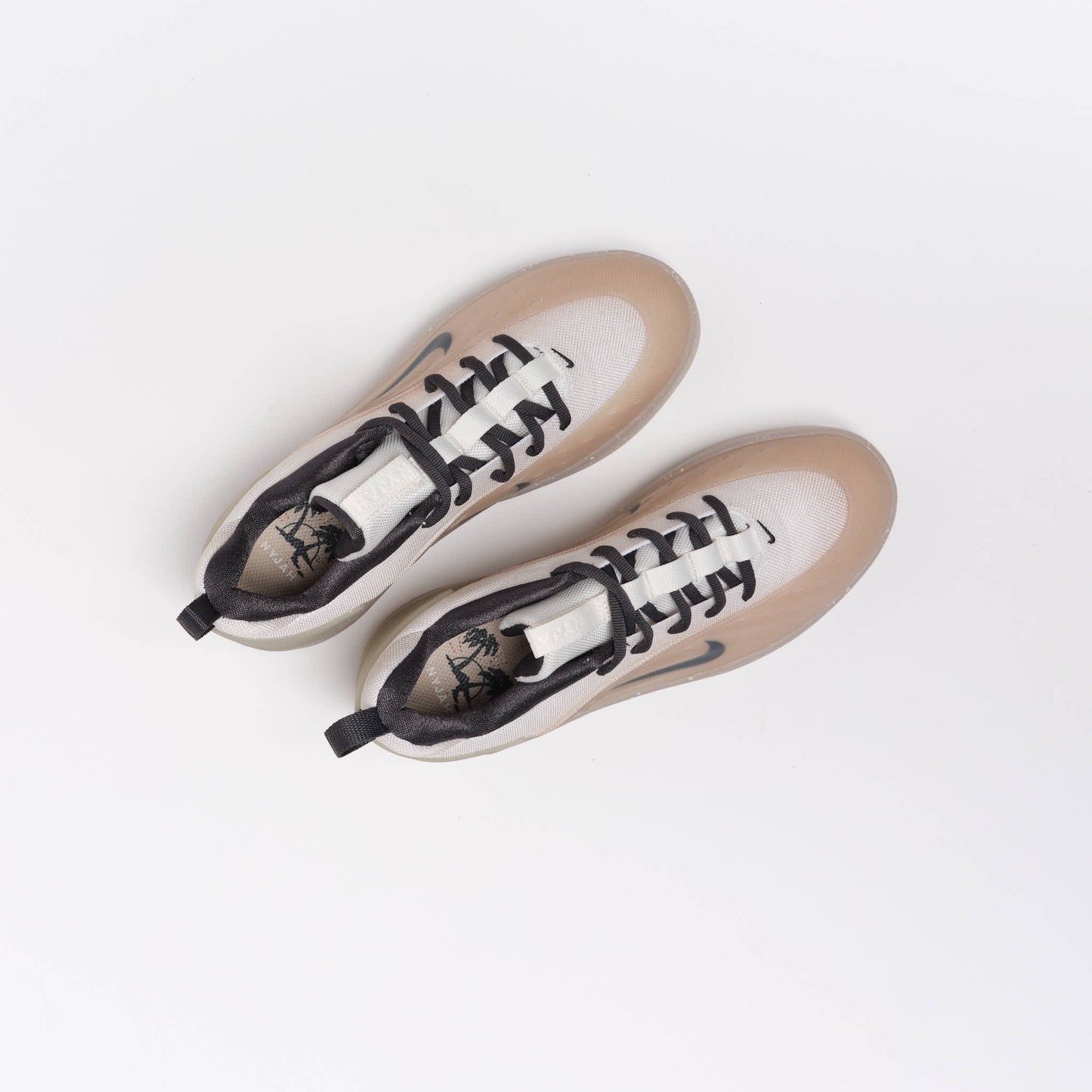 Nike SB Zoom Nyjah 4 Desert Khaki FQ1273-200