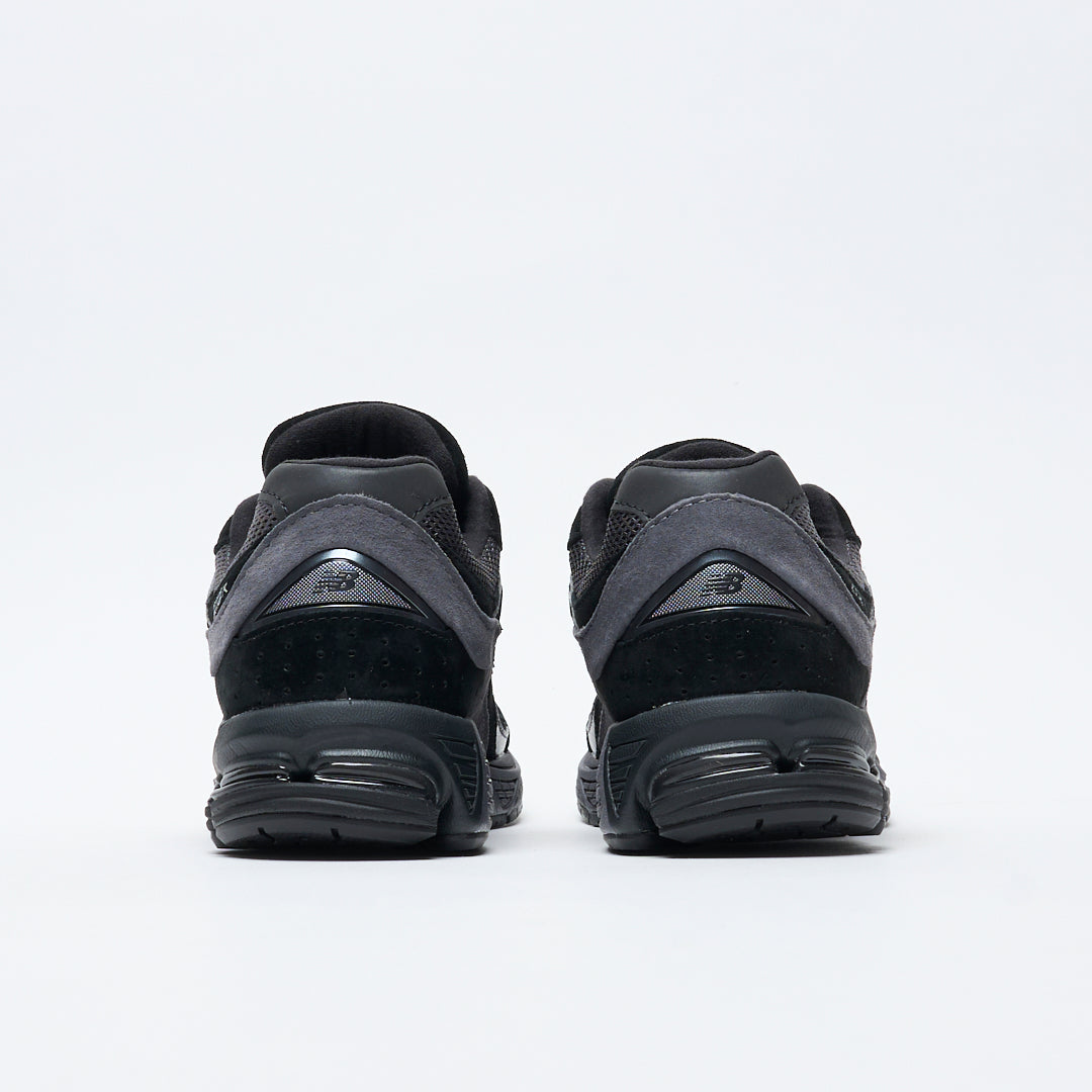 New Balance - M 2002 V1 RBL (Black/Magnet)