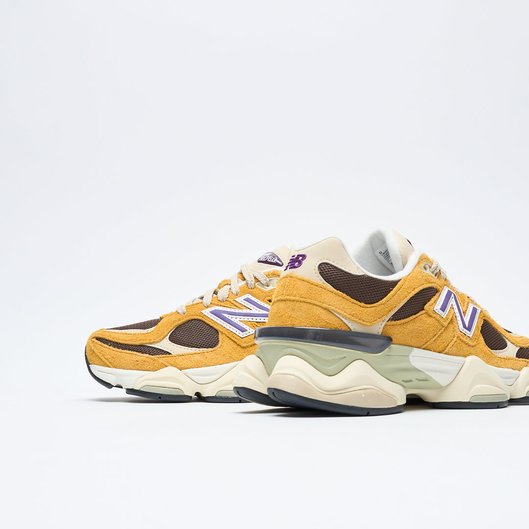 New Balance - U 9060 SRB (Butterscotch/Dark Mushroom)