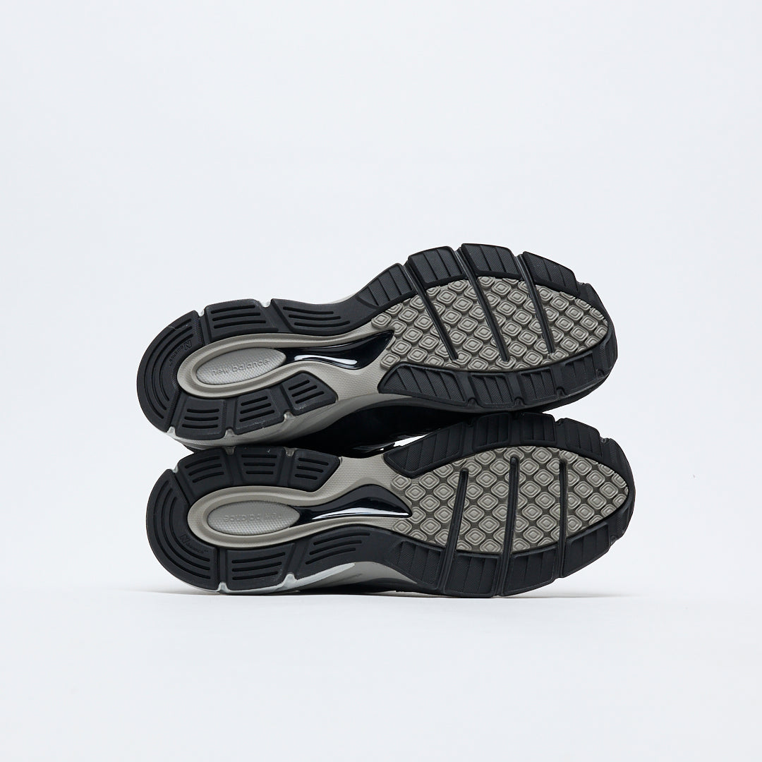 New Balance - U 990 V4 BL4 "Made In USA" (Black/Silver)