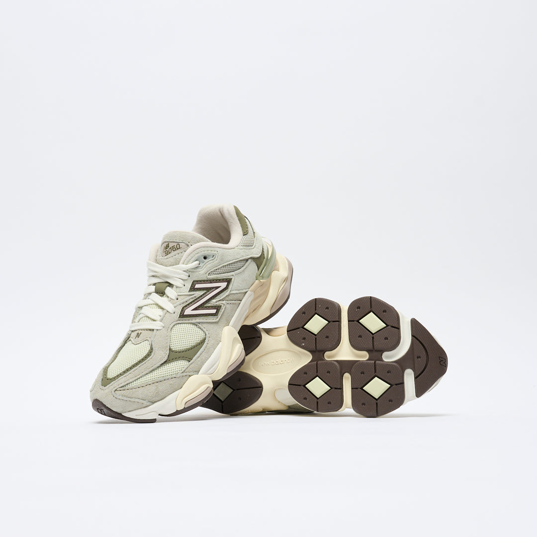 New Balance - Unisexe 9060 EEC (Olivine/Lichen Green)