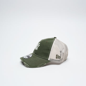 New Era Cap - Cotton Canvas 9Twenty Trucker Cap NY Yankees (Olive)