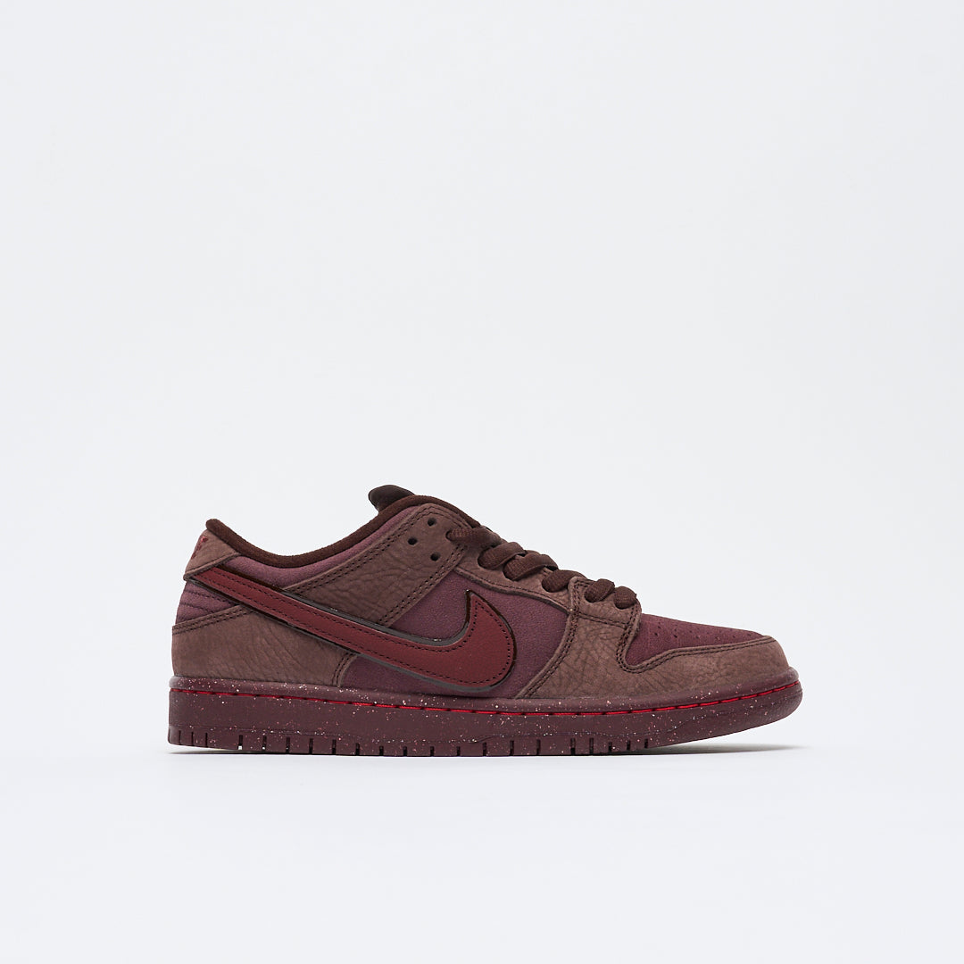 Dark Burgundy Color Nikes Nike SB Dunk Low Premium (Burgundy