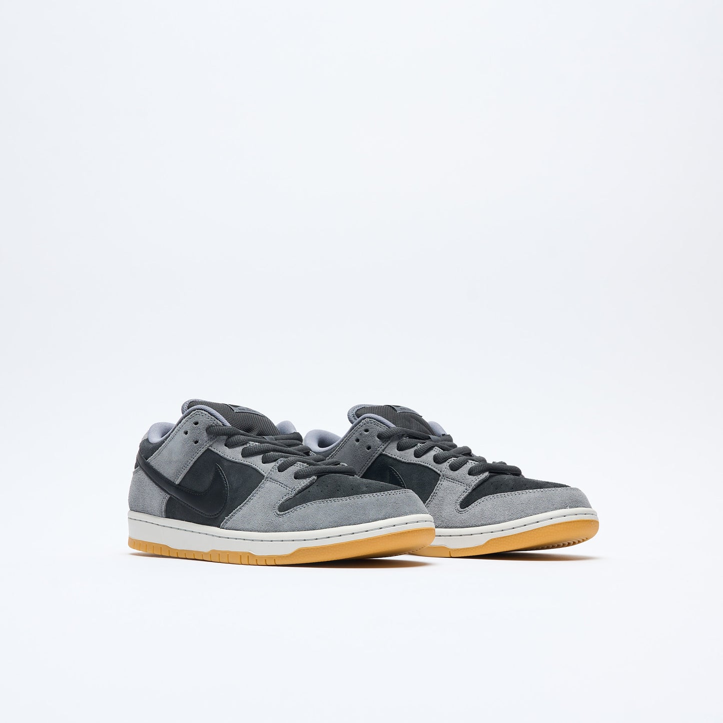Nike SB - Dunk Low Pro (DK Smoke Grey/Black-Smoke Grey)