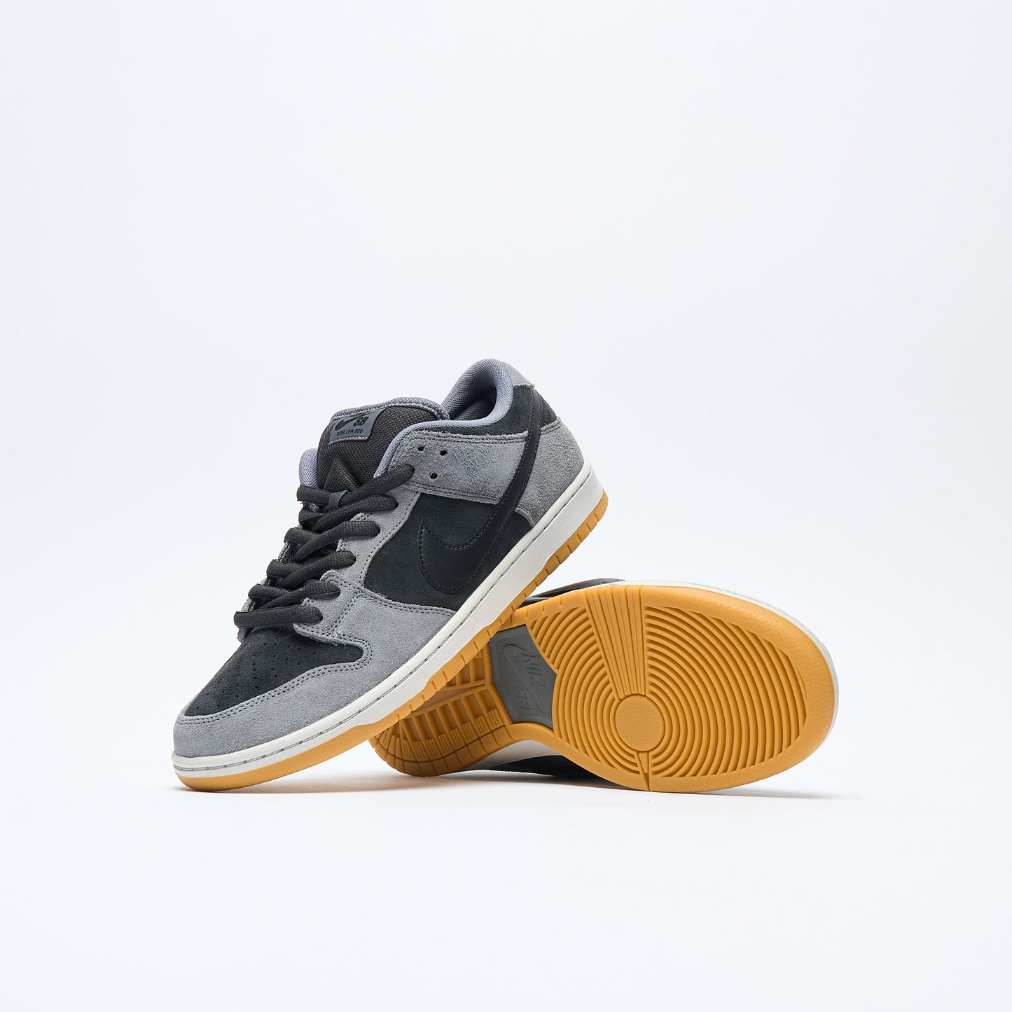 Nike SB - Dunk Low Pro (DK Smoke Grey/Black-Smoke Grey)
